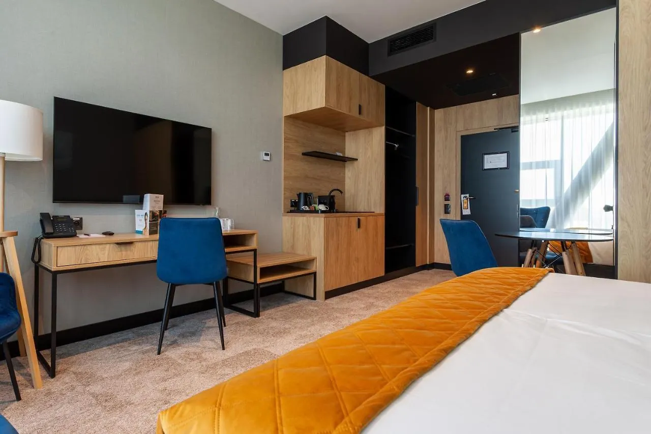 Hotel Sante Warschau 4*,  Polen